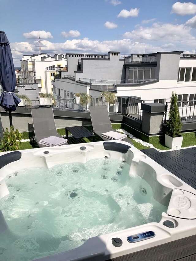 Апартаменты Sky Zone luxury apartment Ивано-Франковск-3
